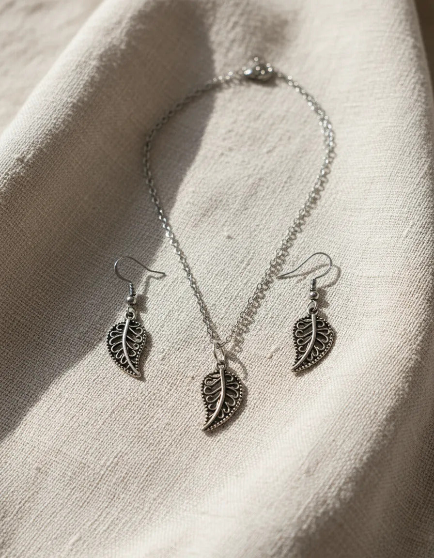 Juego Plateado - Joyeria Hojas Vintage Naturaleza Collar y Aretes