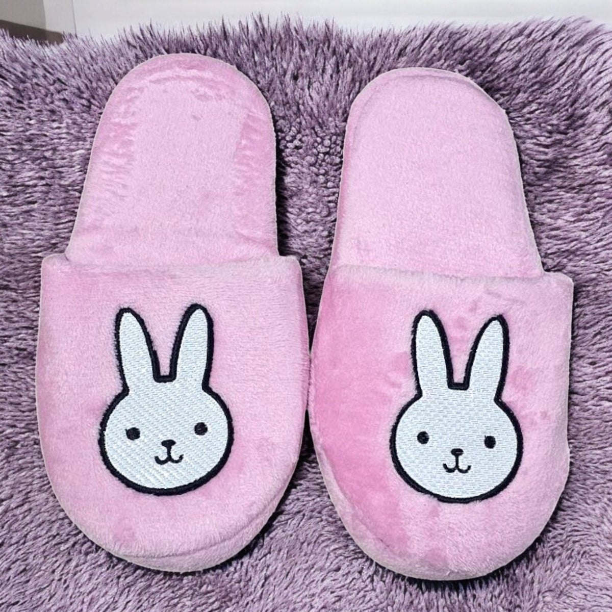 Pantuflas del Hogar Lymalimoon Conejo Peluche Rosa y Negro