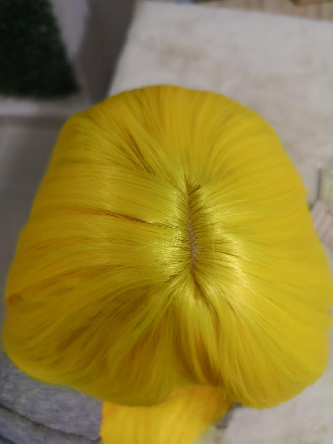 Peluca Amarillo Total Cabello Liso Largo Fibra Sintetica con Fleco