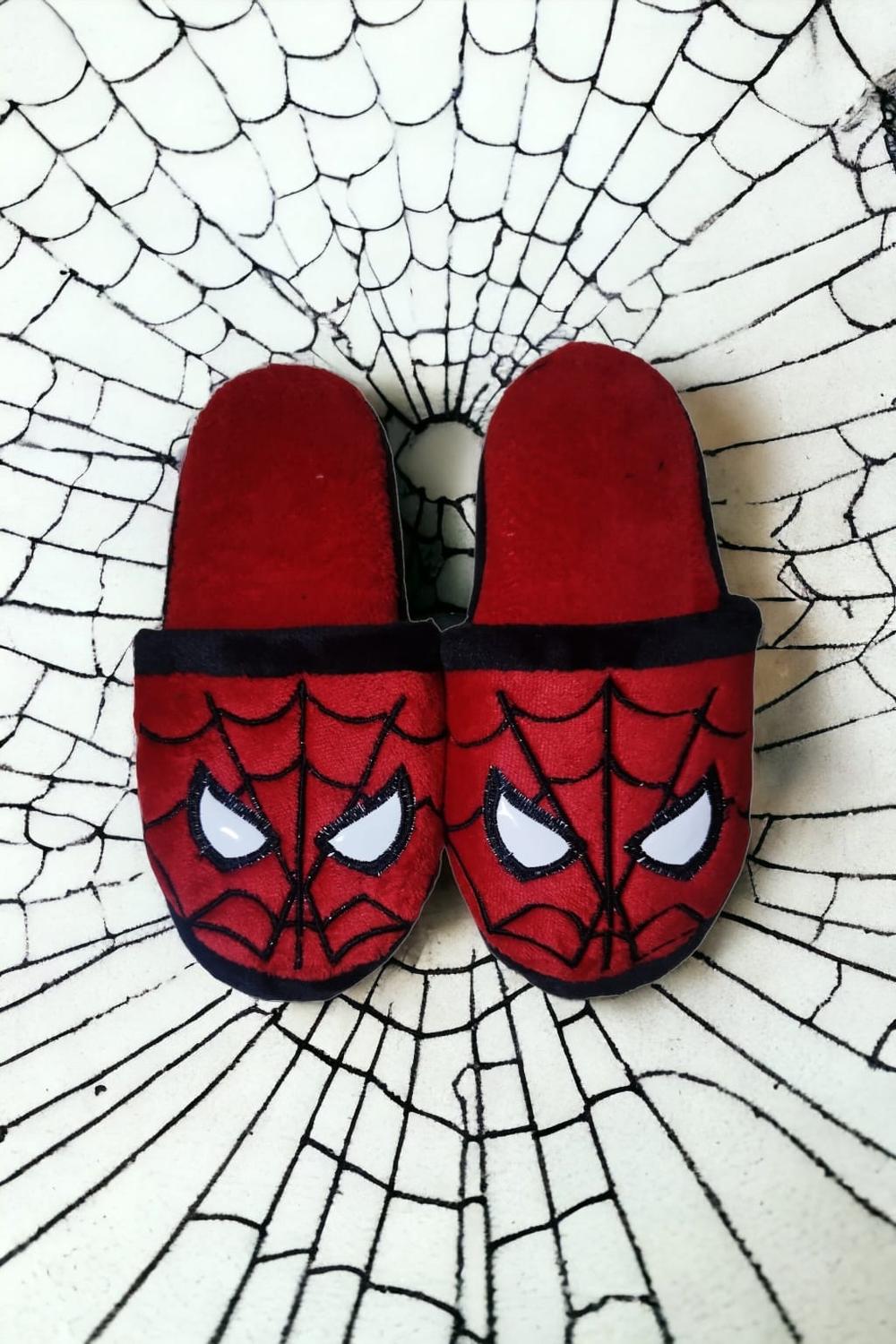 Pantuflas de Spiderman color Rojo Marvel Super Heroes