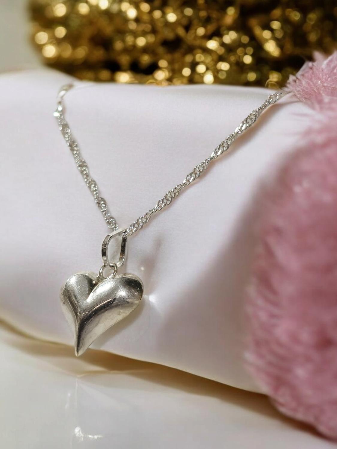 Collar con Dije de Corazón en 3D Aesthetic Plata 925