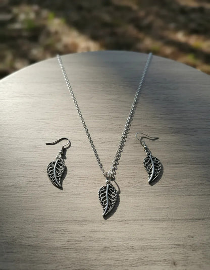 Juego Plateado - Joyeria Hojas Vintage Naturaleza Collar y Aretes