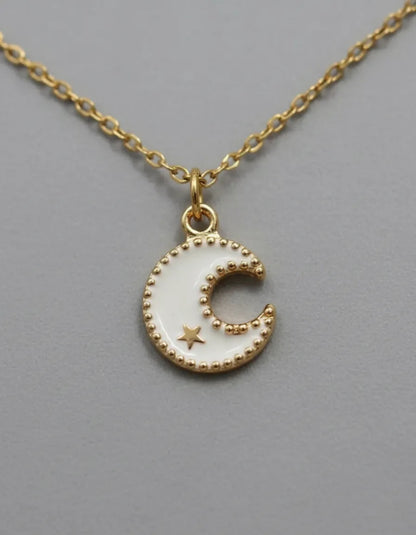 Collar Esmaltado -  Luna Blanca Cuarto Menguante