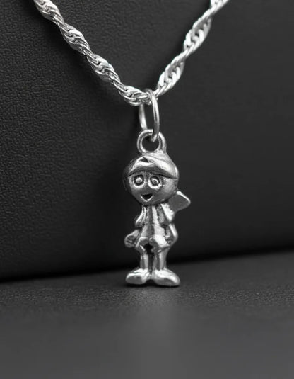 Collar Plateado - Pequeño Niño