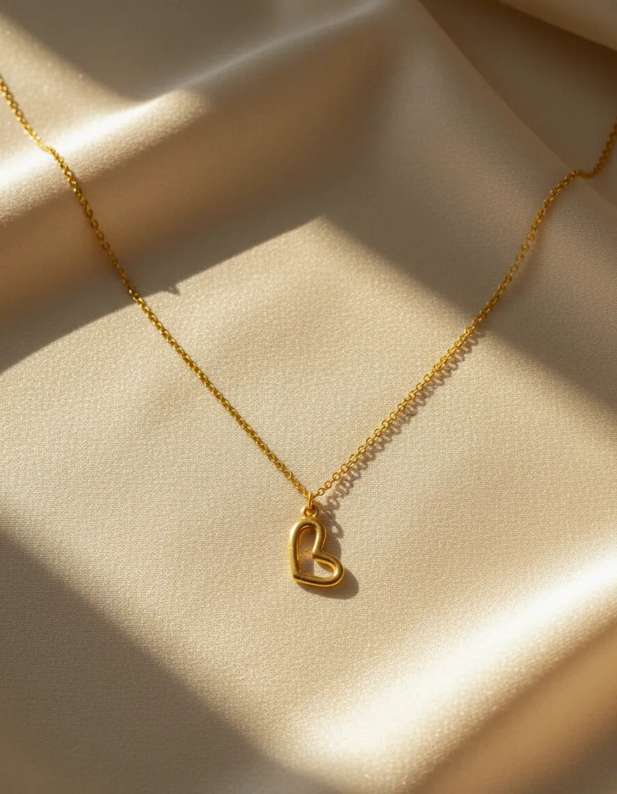 Collar Dorado - Corazón Contorno