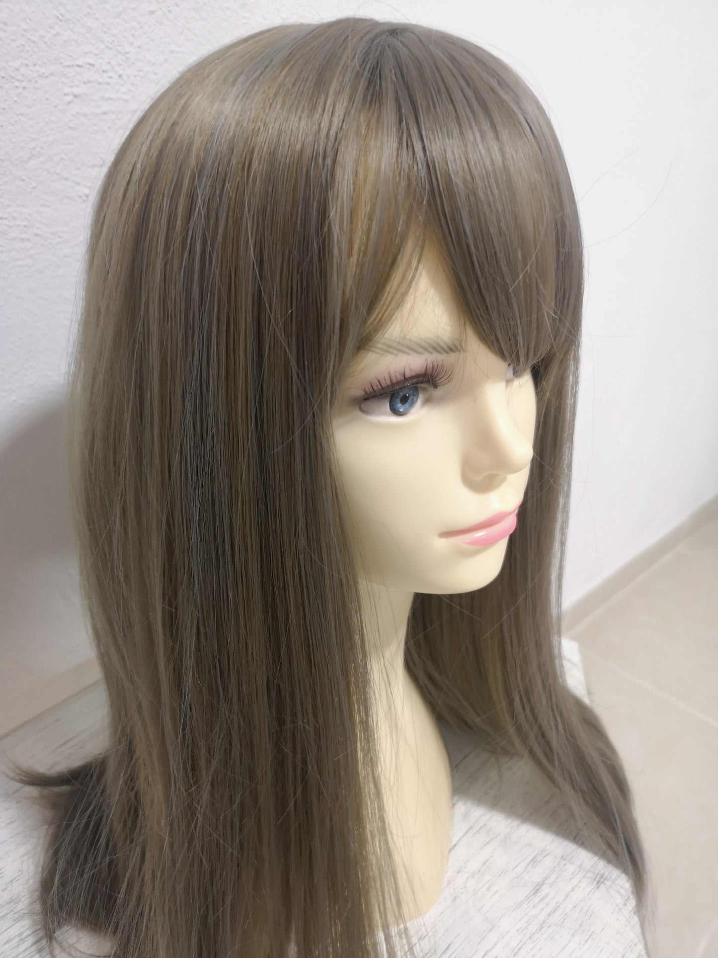 Peluca Castaño Cenizo Con Fleco Cabello Liso Red Encaje