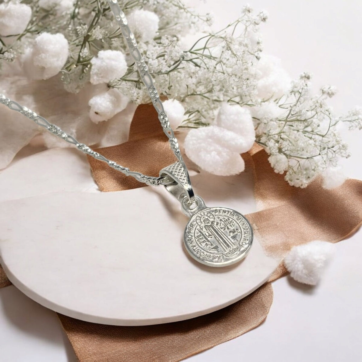 Collar de Plata 925 Cadena y Medalla de Santos Religiosos
