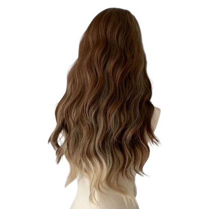 Peluca Cafe Claro con Degradado y Lacefront Ondulada
