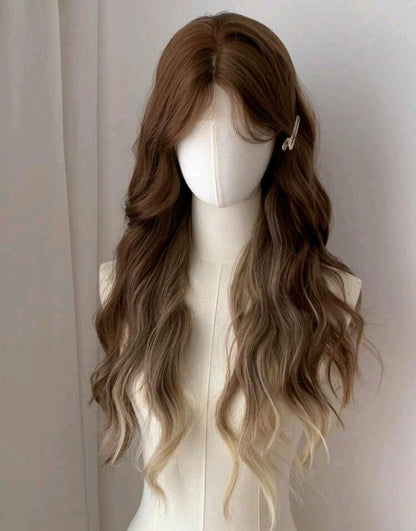 Peluca Cafe Claro con Degradado y Lacefront Ondulada
