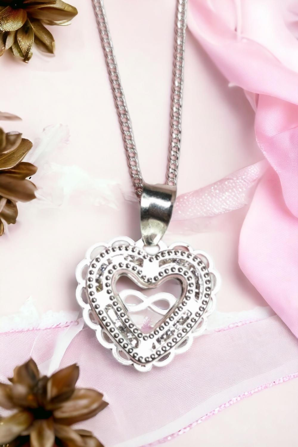 Collar con Dije de Corazón e Infinito Plata 925